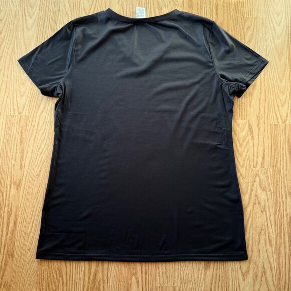 Music Note Graphic Top Size XL Black Short Sleeve Performance Tee V Neck - Picture 4 of 9